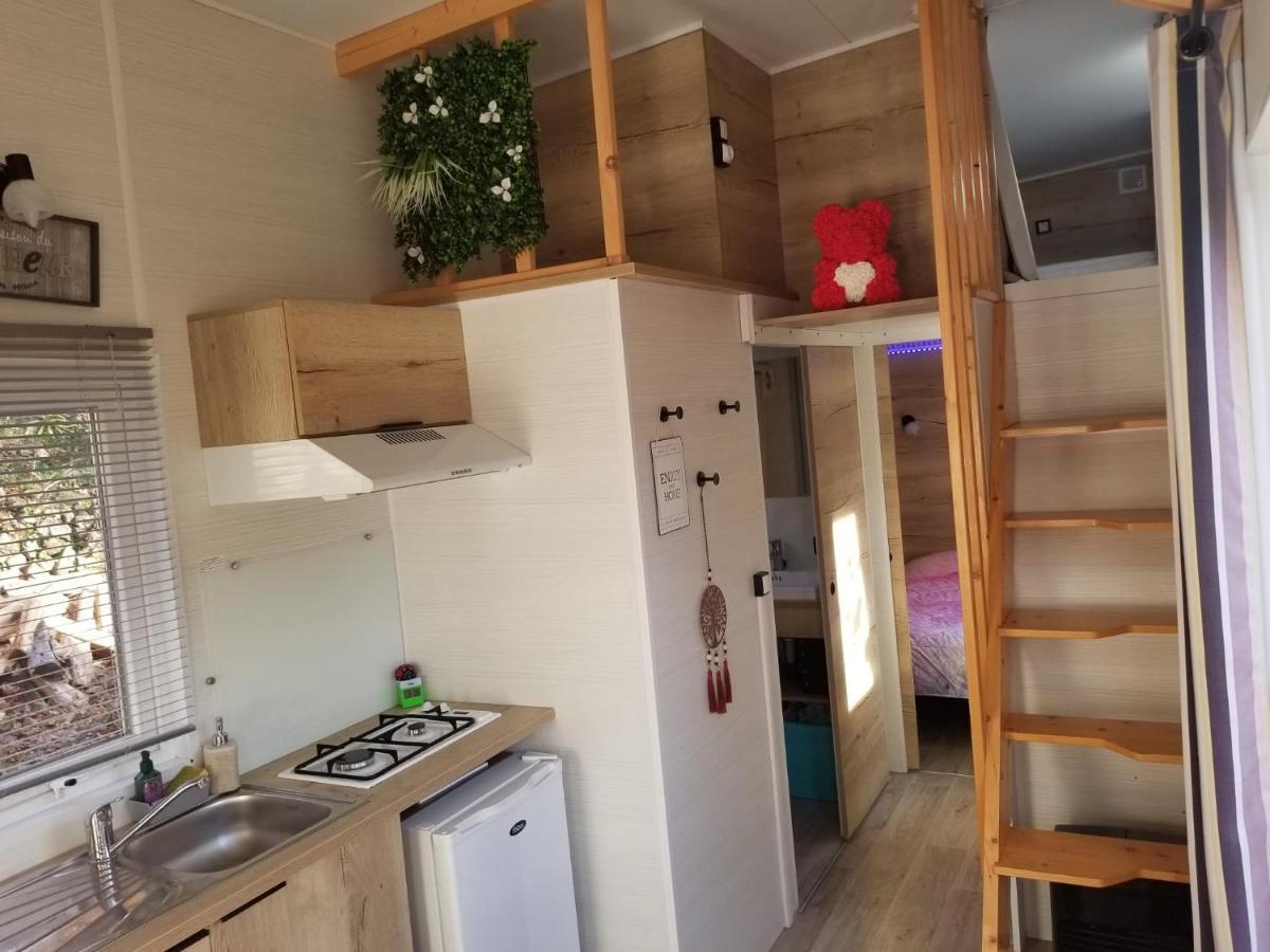 La Tiny Du Midi Hotell Tourrettes-sur-Loup Eksteriør bilde